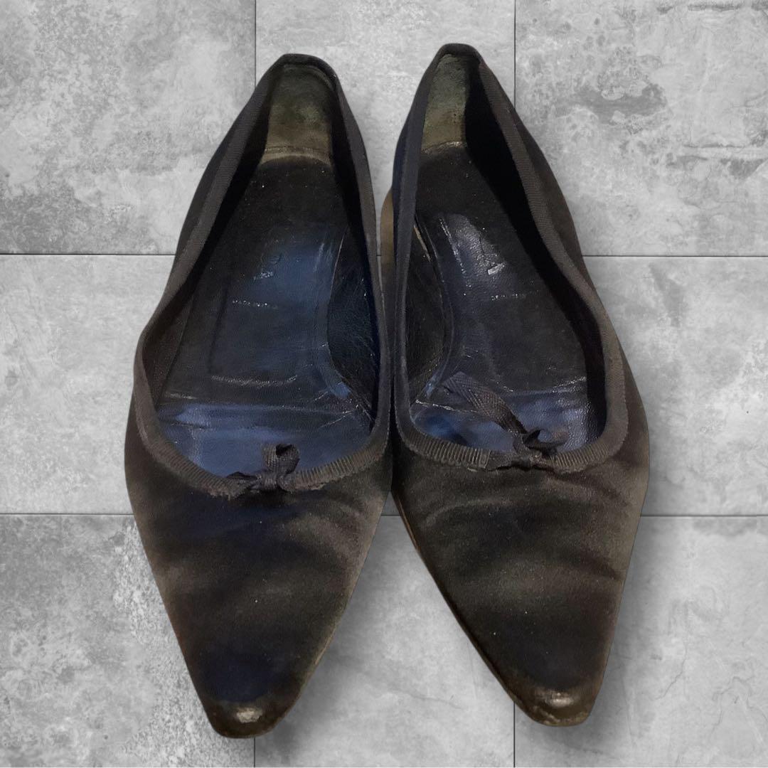 【美品】PRADA ブラック フラットシューズ 良品】プラダPRADA正面ロゴ入り!フラットシューズ黒36.5 23.5cm