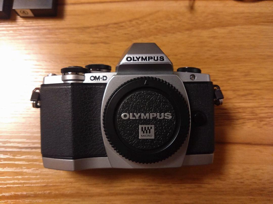 OM-D E-M10 付属品あり レンズ装着写真追加