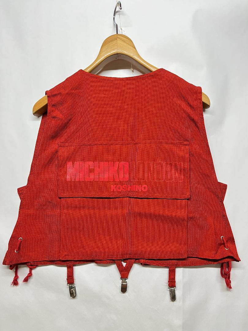 90 sビンテージ ミチコロンドン コシノ ナイロンベスト赤