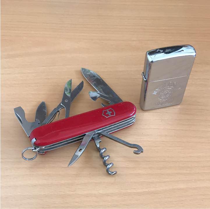 メルカリ サバイバルナイフとジッポライター組み合わせ出品 登山用品 5 950 中古や未使用のフリマ