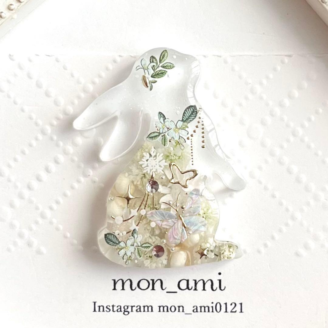 リリィ様 ご確認用 見上げうさぎのヘアゴム リリィ様 ご確認用 見上げうさぎのヘアゴム