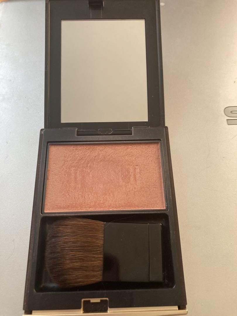 inoui インウィチーク 04 4.9g 赤