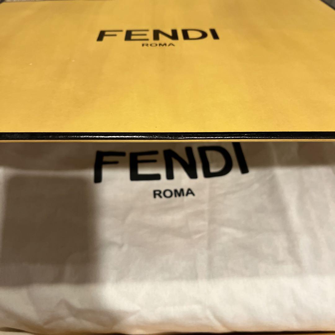 超美品　FENDI メッシュバッグ　ピンク　ビックサイズ
