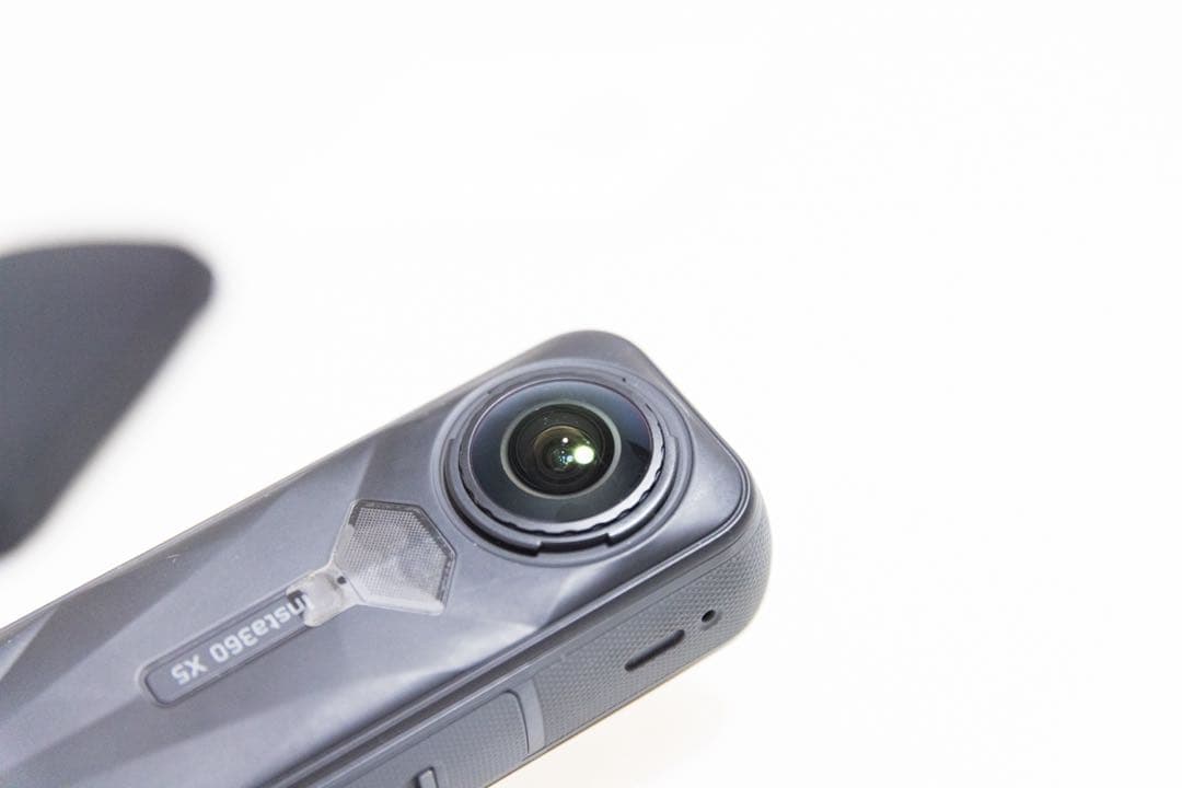 美品 Insta360 X5 本体 美品 Insta360 X5 本体