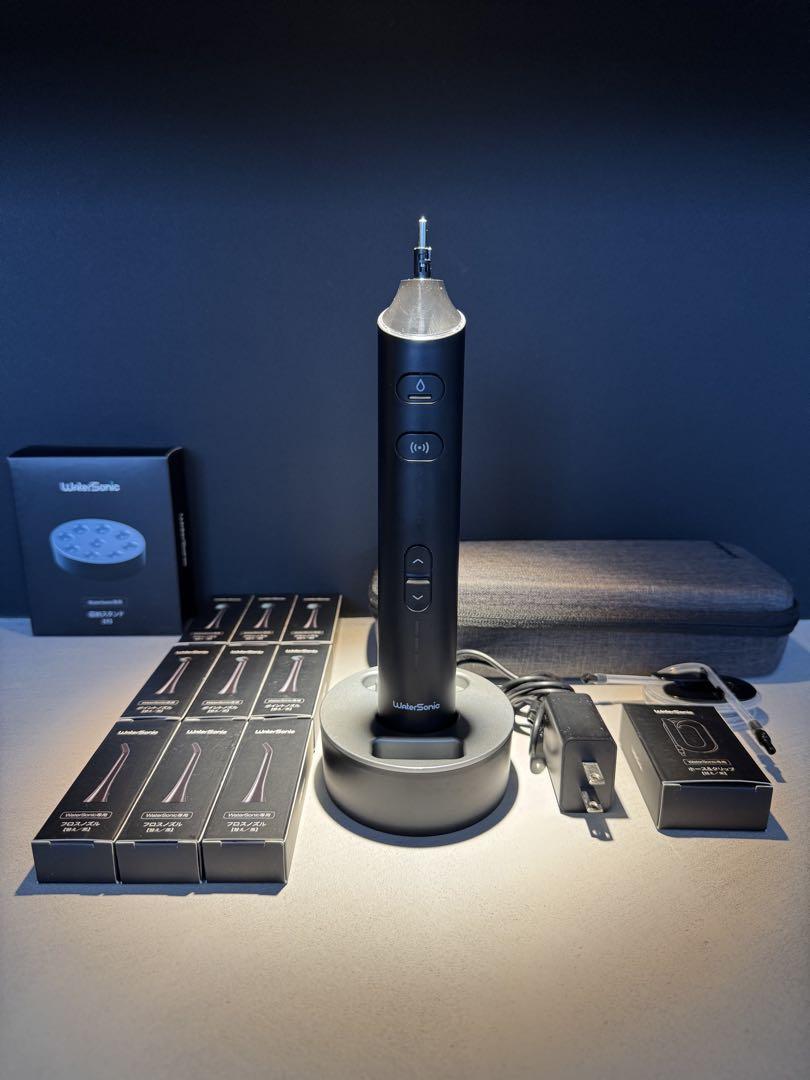 『Water Sonic』ジェット水流と音波振動の同時洗浄する電動歯ブラシ