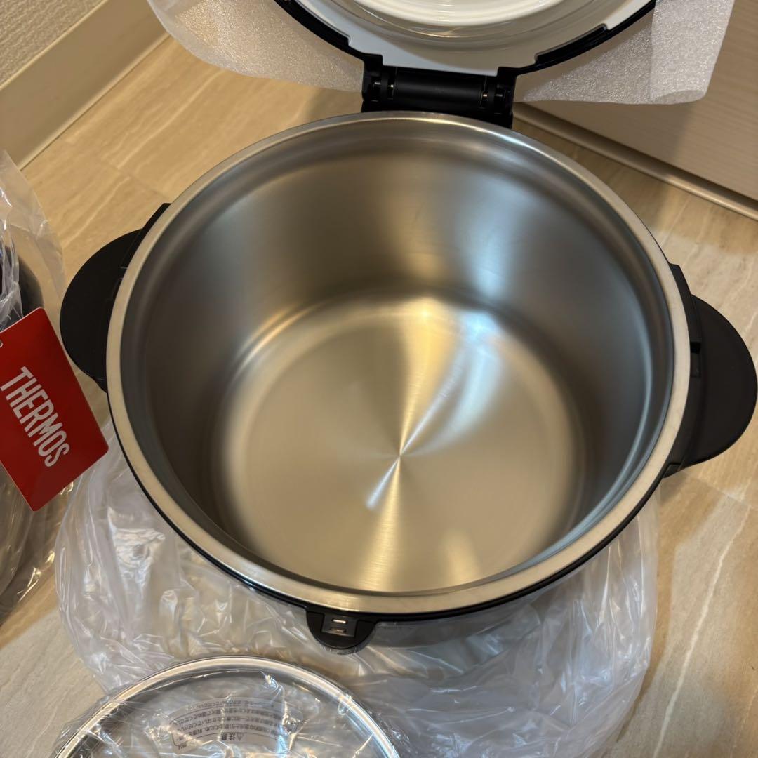 【新品未開封】サーモス 真空保温調理器シャトルシェフ 3.0L クリアブラウン