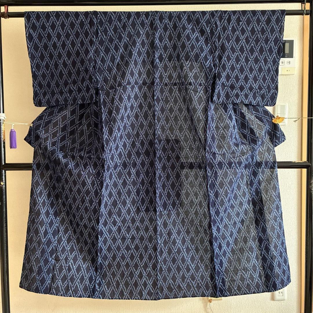 ■E4270■美品■木綿■有松鳴海絞り　藍染　斜め格子柄　浴衣■丈137 裄59