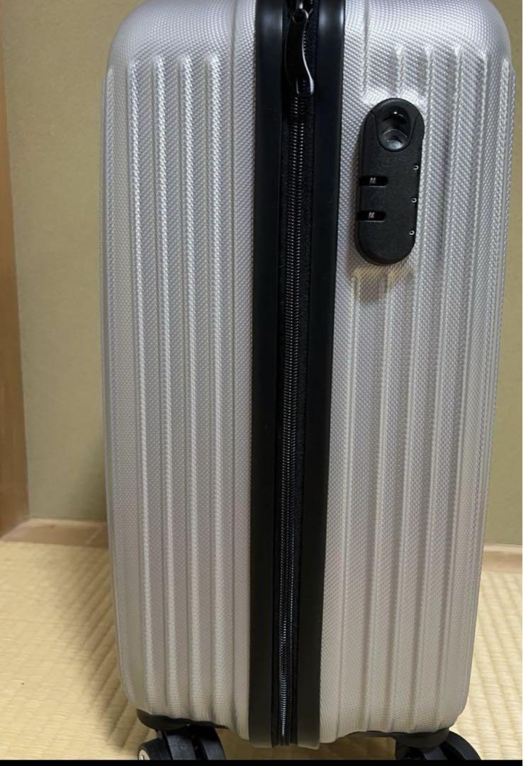 モズ　スーツケース　機内持ち込み　新品