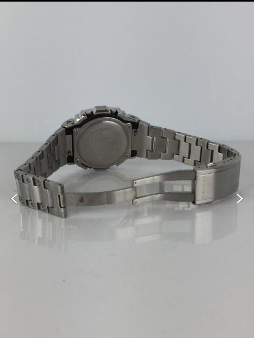 G-SHOCKシルバーメタルフレーム