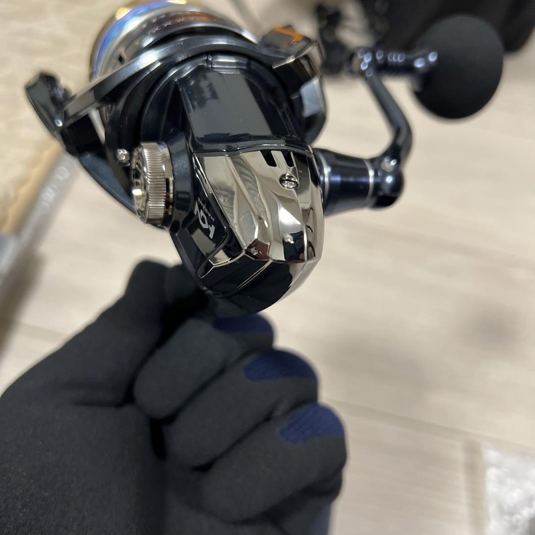 【在庫処分大特価!!】 美品】ツインパワーXD C5000XG ゴメクサスノブ付き リール