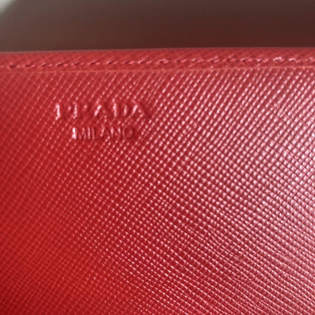 PRADA 長財布　サフィアーノレザー　プラダ