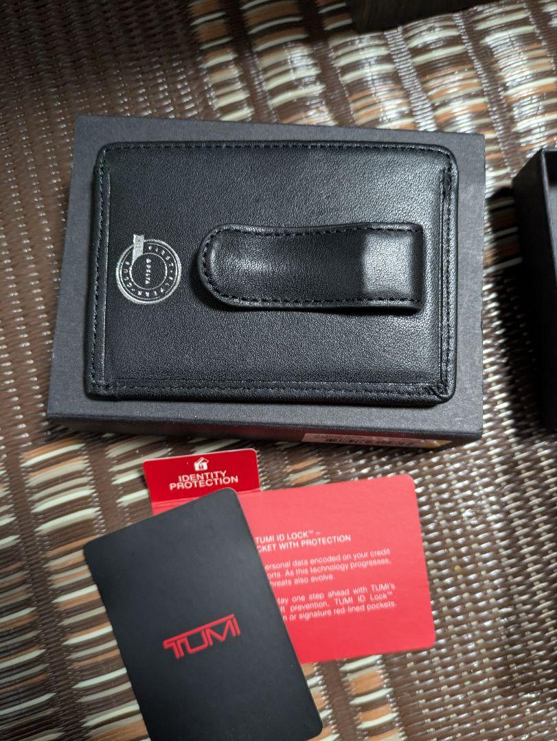 TUMI マネーグリップ