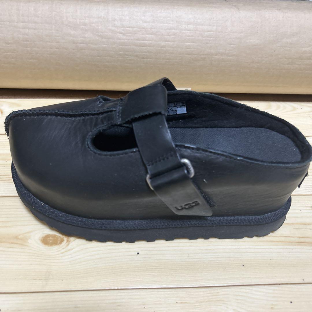 UGG 黒 サボ・クロッグサンダル UGGブラックレザーサボ・クロッグサンダル - メルカリ