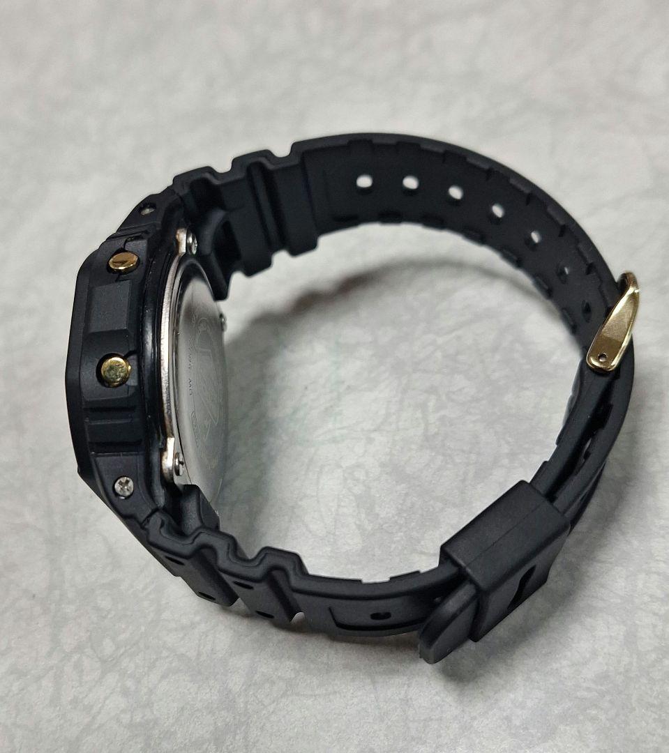✦カシオG−SHOCK DW−5600E【GOLD液晶】