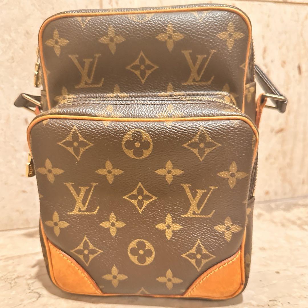 美品LOUIS VUITTON 斜めがけ　モノグラム アマゾン M45236