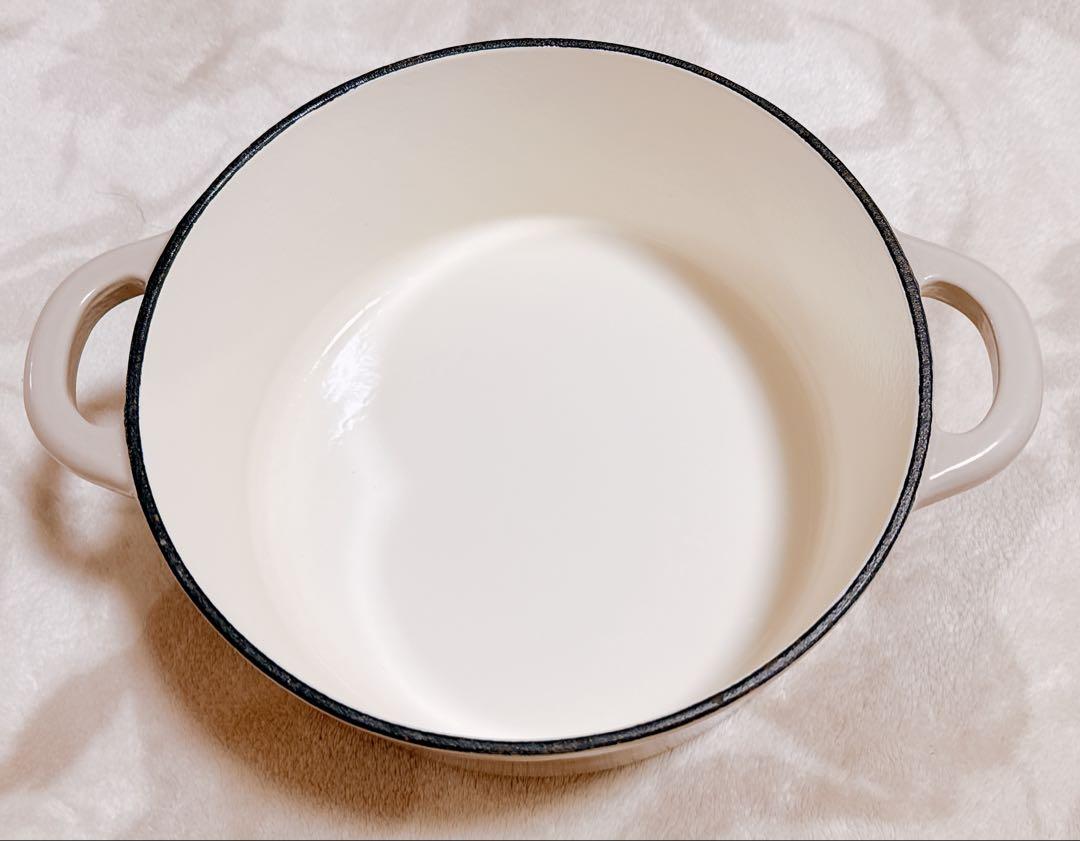 【極美品】廃盤商品！優しげグレージュ♡Bruno料理が美味しくなる鋳物鍋