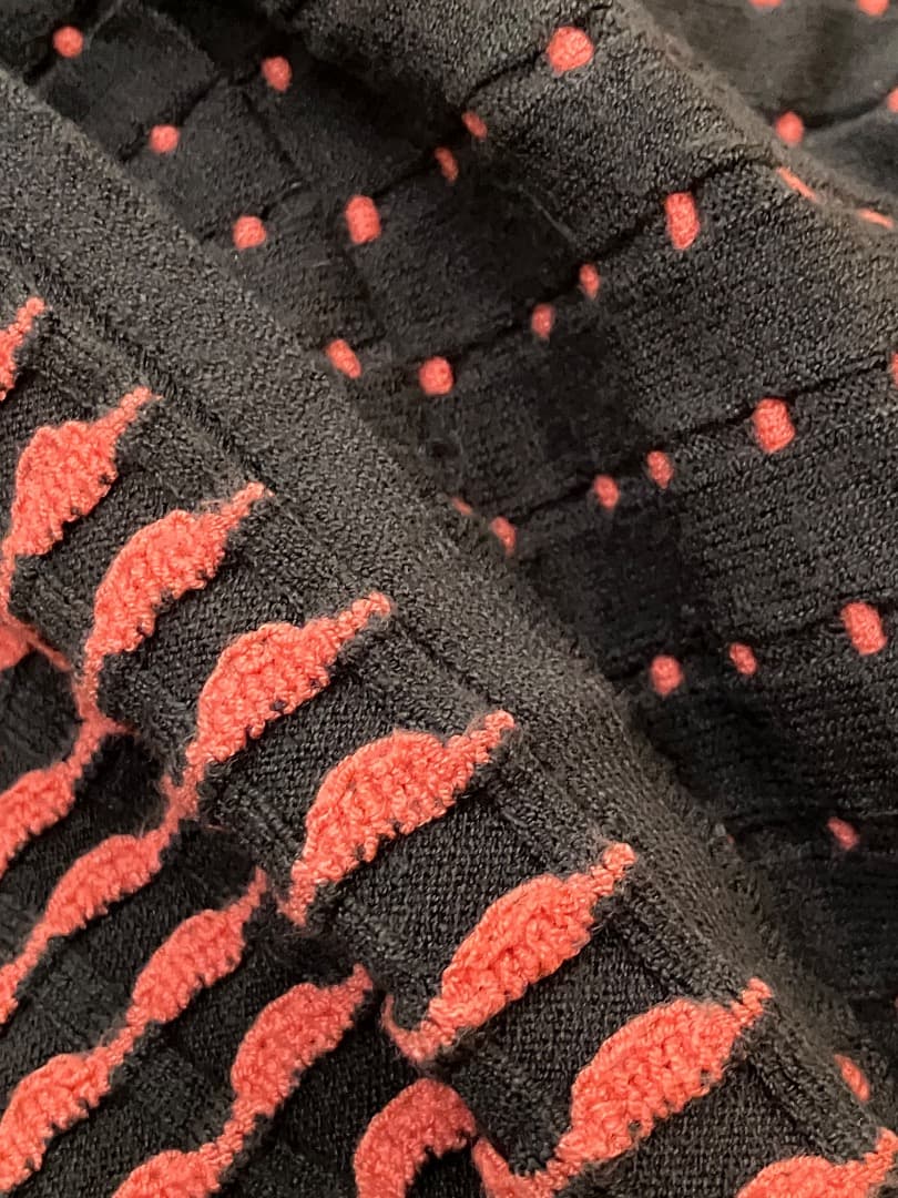 ピエールカルダンノースリーブワンピース生地がニット生地でしっかりデザイン ピエールカルダンノースリーブワンピース生地がニット生地でしっかりデザイン