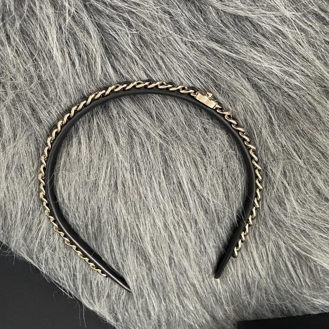 美品 ヘアアクセサリー チェーン カチューシャ ブラック 美品 ヘアアクセサリー チェーン カチューシャ ブラック