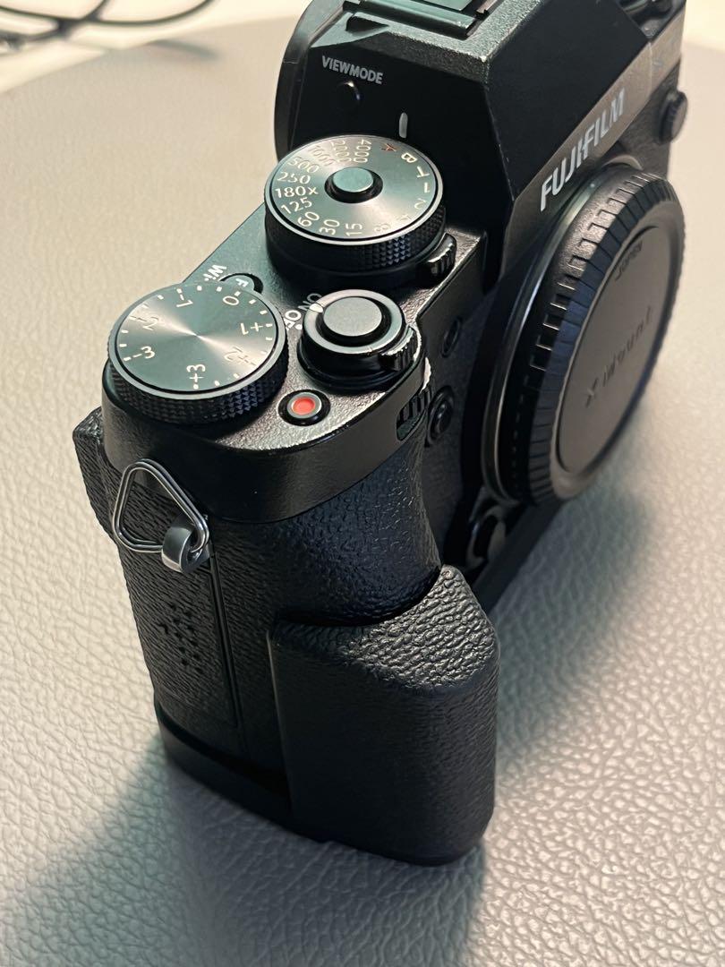 FUJIFILM X-T1 ❗️グリップ付、ショット数77枚‼️美品❗️