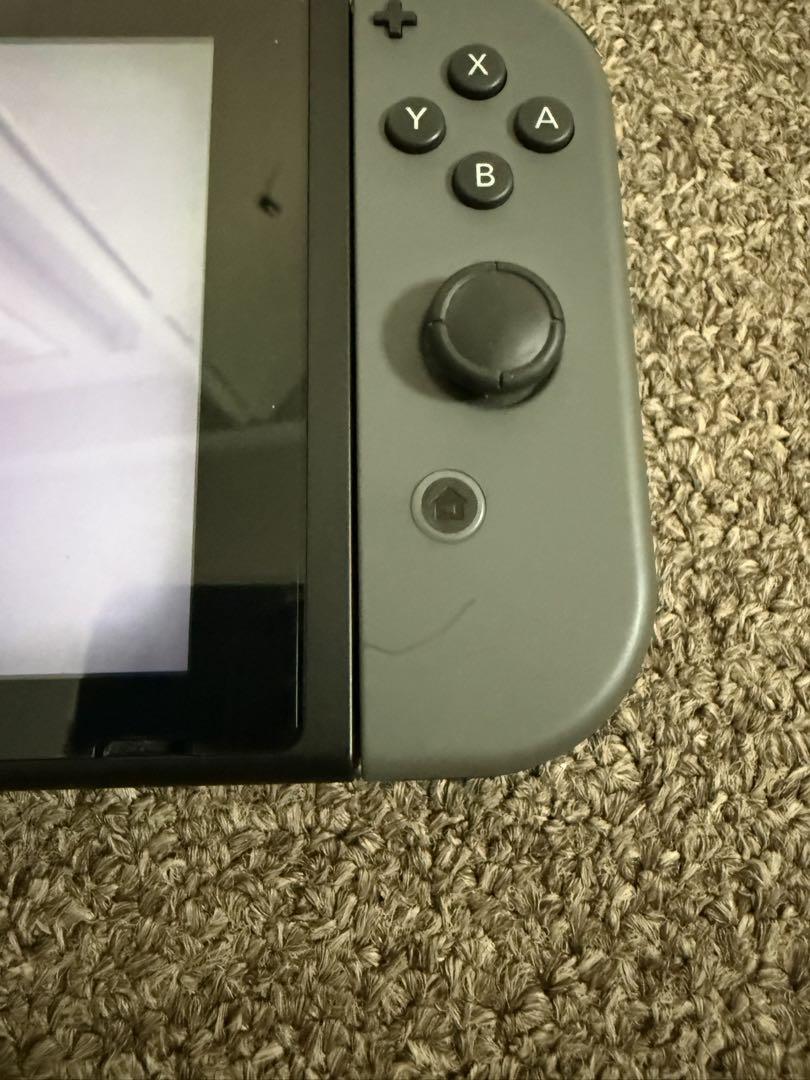 Y*様 Nintendo Switch 本体