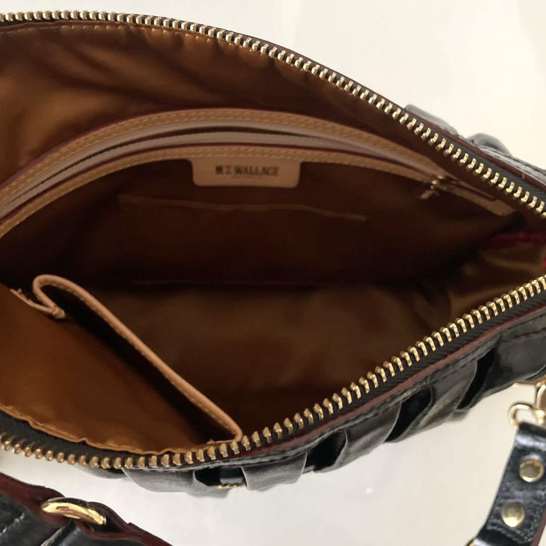 【新品】MZ WALLACE ブラック プリーツ ショルダーバッグ ポーチ付 MZ WALLACE ショルダーバッグ ポーチ付きニューヨーク未使用