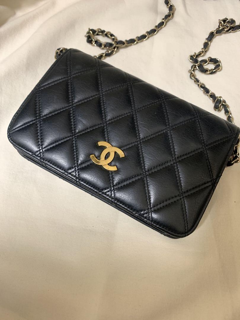 CHANEL ショルダーバッグ
