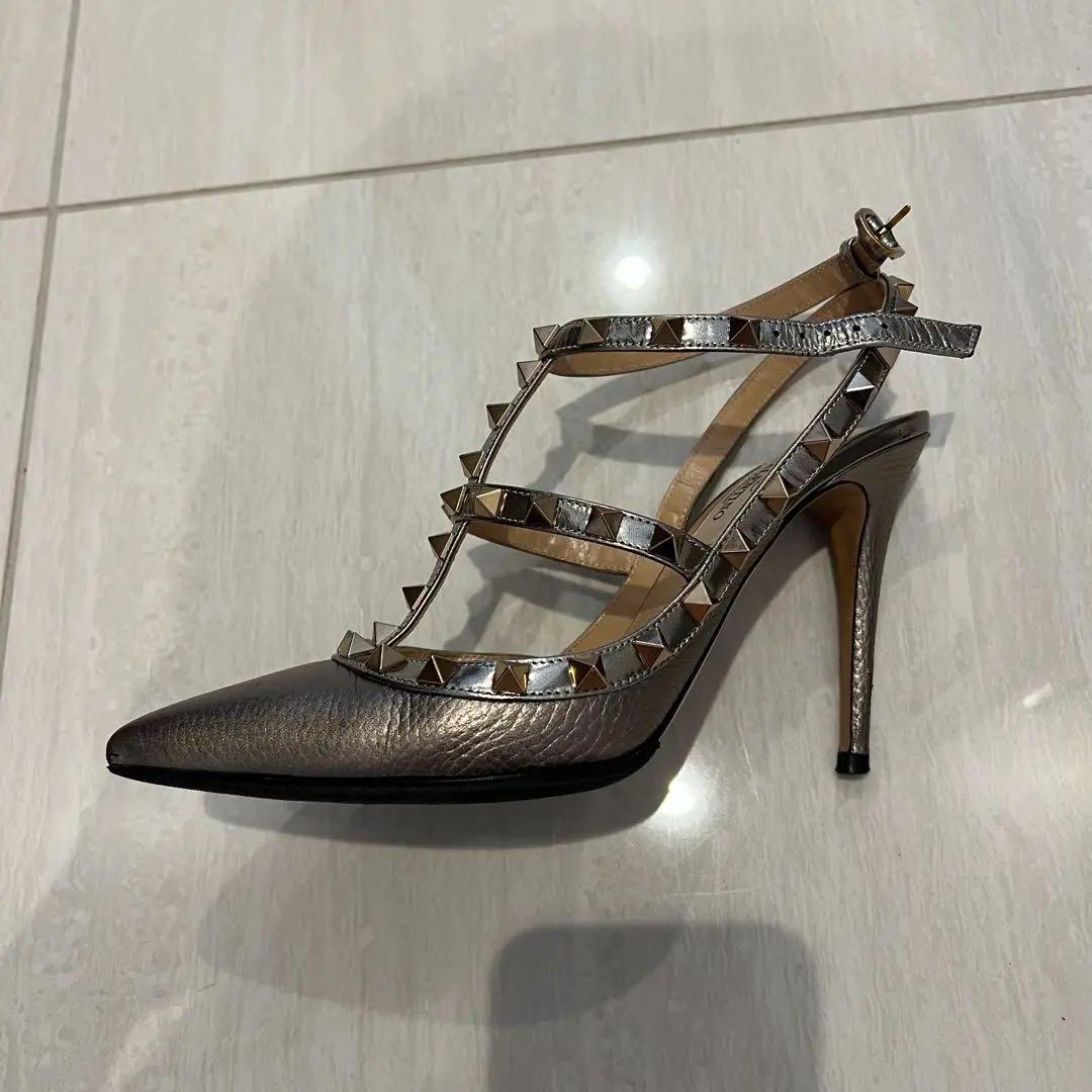 Valentino ロックスタッズストラップパンプス　ゴール36 ヴァレンティノ