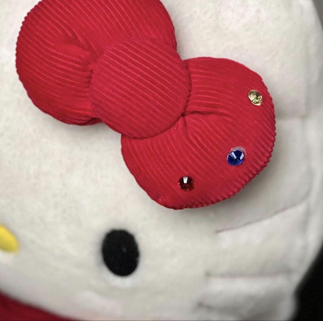 【レア】ハローキティ×セブンイレブン コラボ ぬいぐるみ 制服ぬいぐるみ横スワリ
