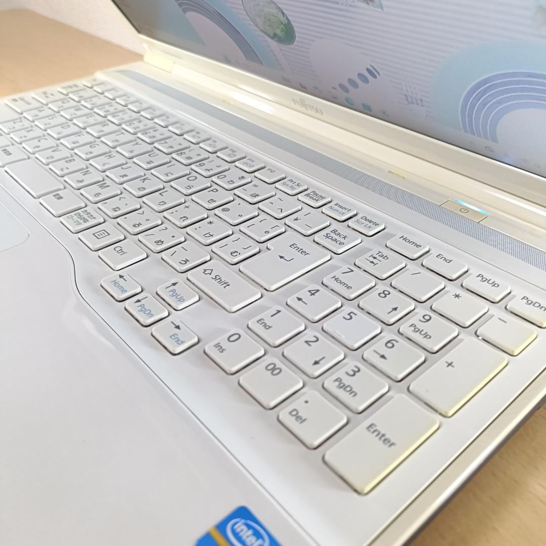 【Win11】ノートパソコン Corei7 新品 SSD 16GB オフィス付き