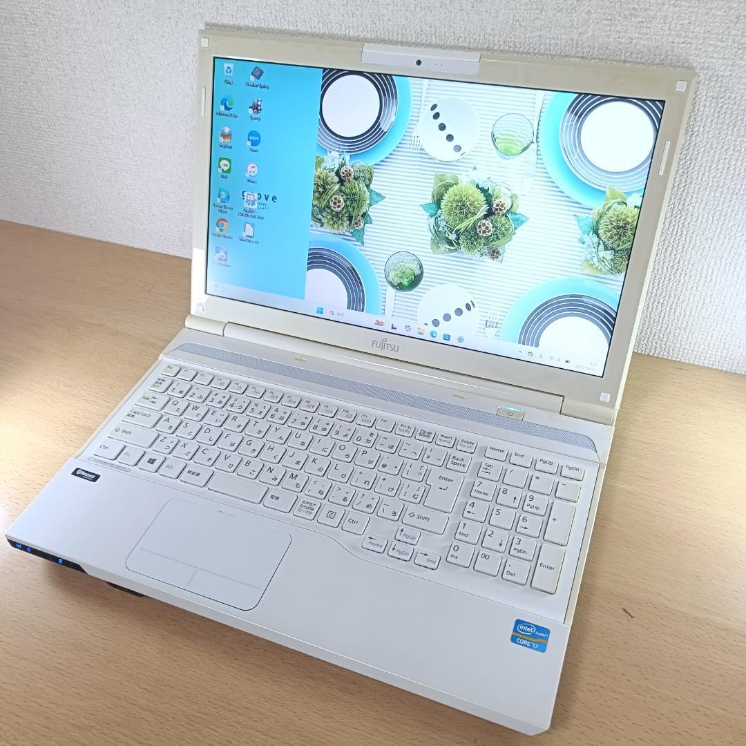 【Win11】ノートパソコン Corei7 新品 SSD 16GB オフィス付き