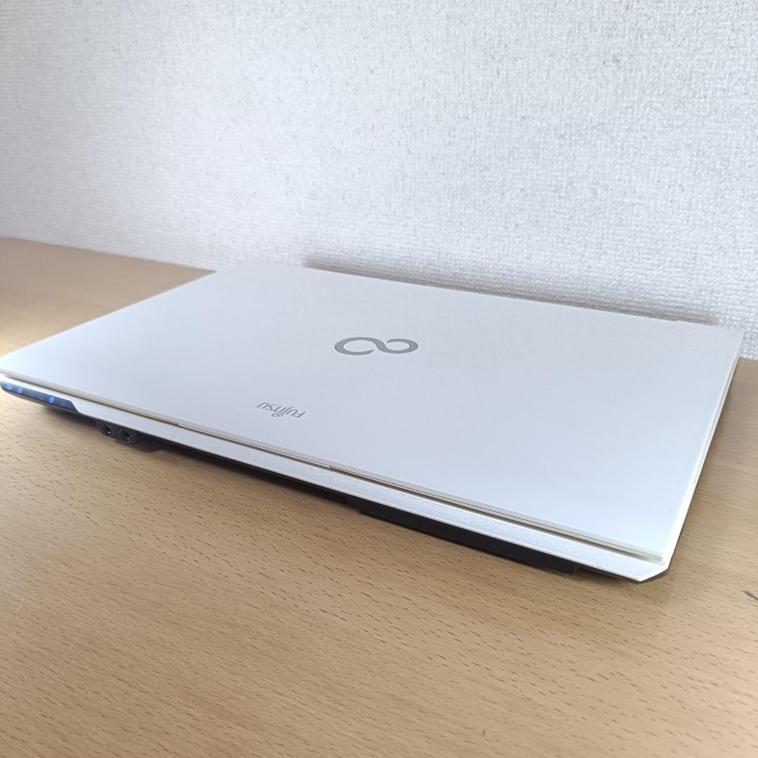 【Win11】ノートパソコン Corei7 新品 SSD 16GB オフィス付き