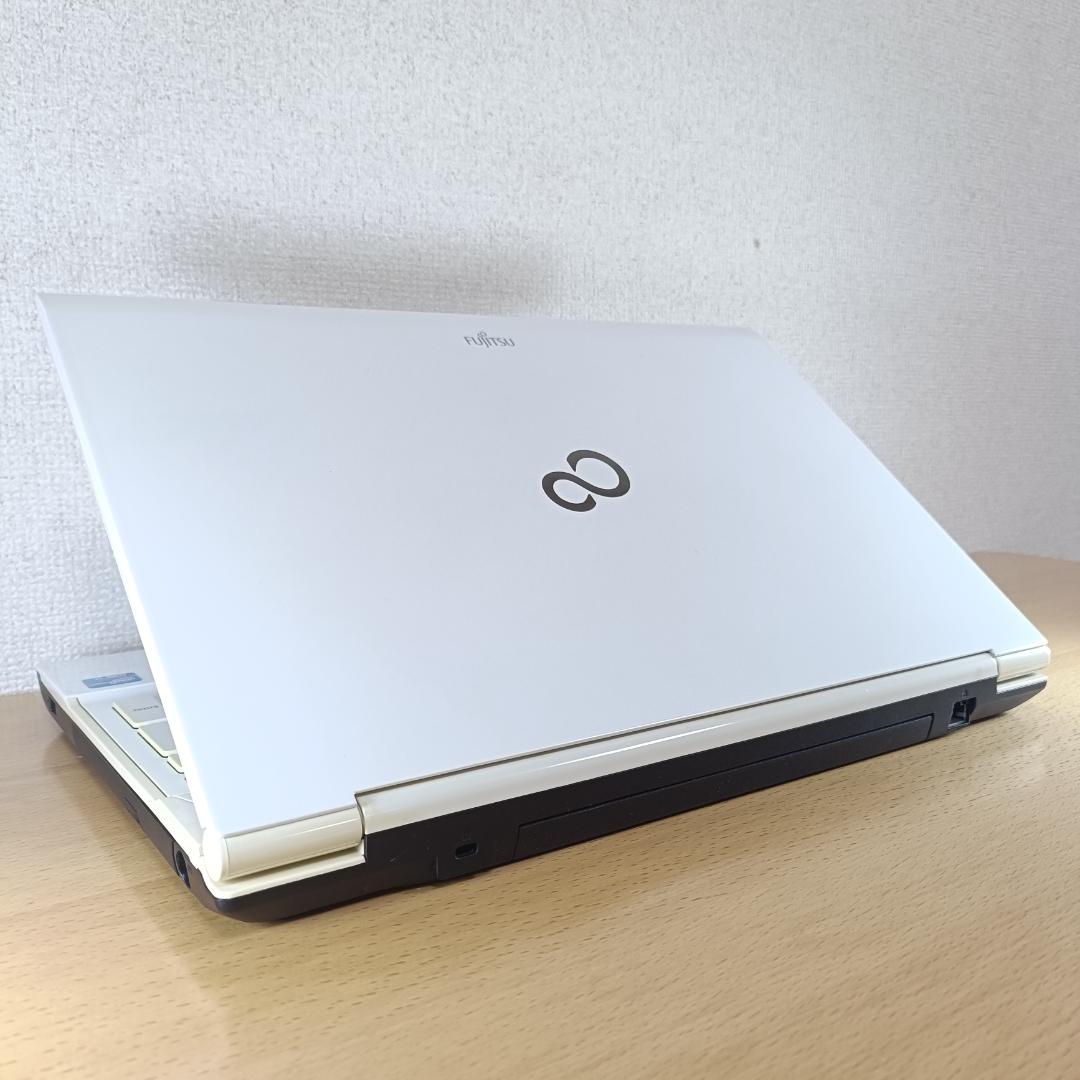 【Win11】ノートパソコン Corei7 新品 SSD 16GB オフィス付き