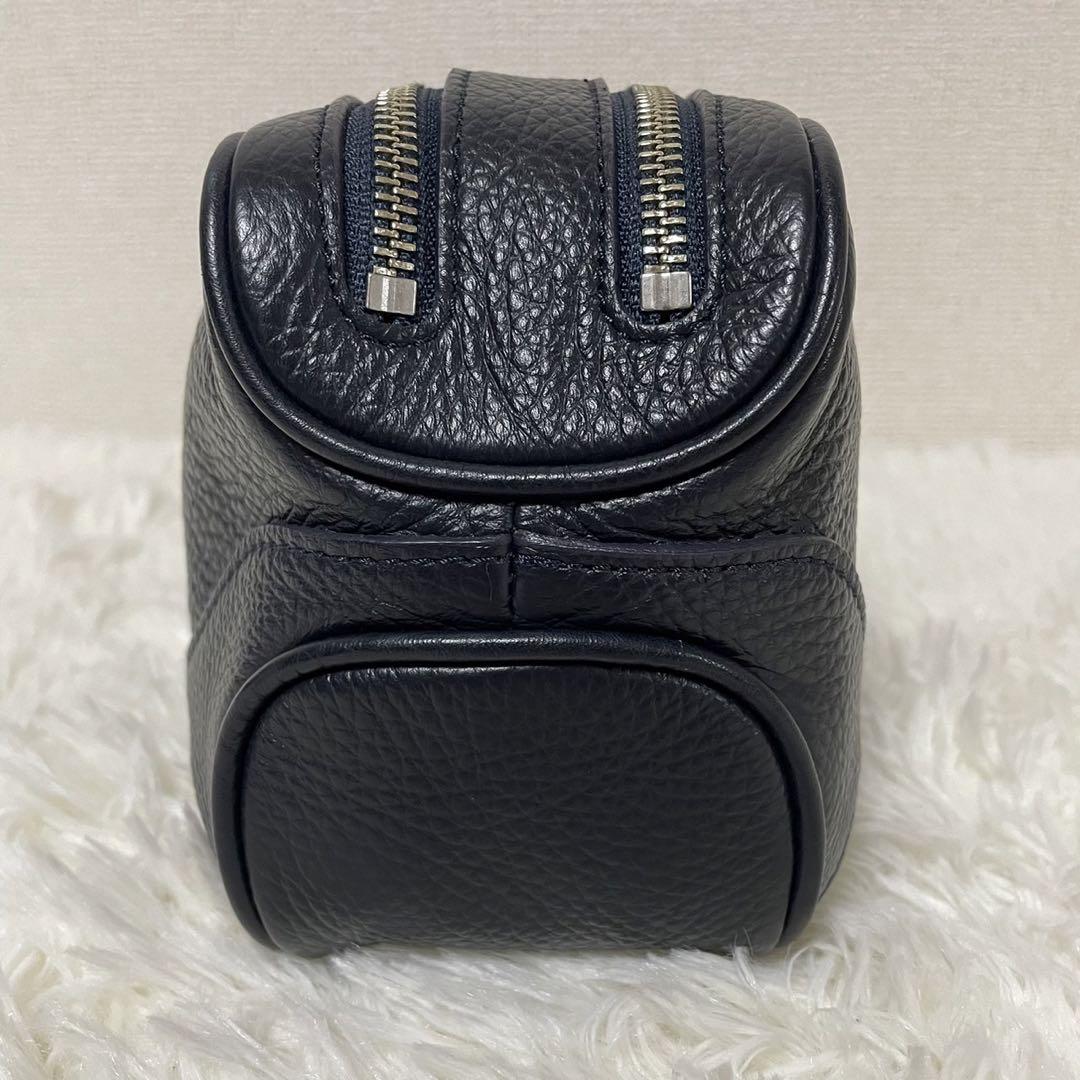 極美品✨　ペッレモルビダ　メイデンヴォヤージュ　クラッチバッグ　MB028