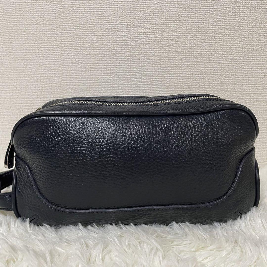 極美品✨　ペッレモルビダ　メイデンヴォヤージュ　クラッチバッグ　MB028