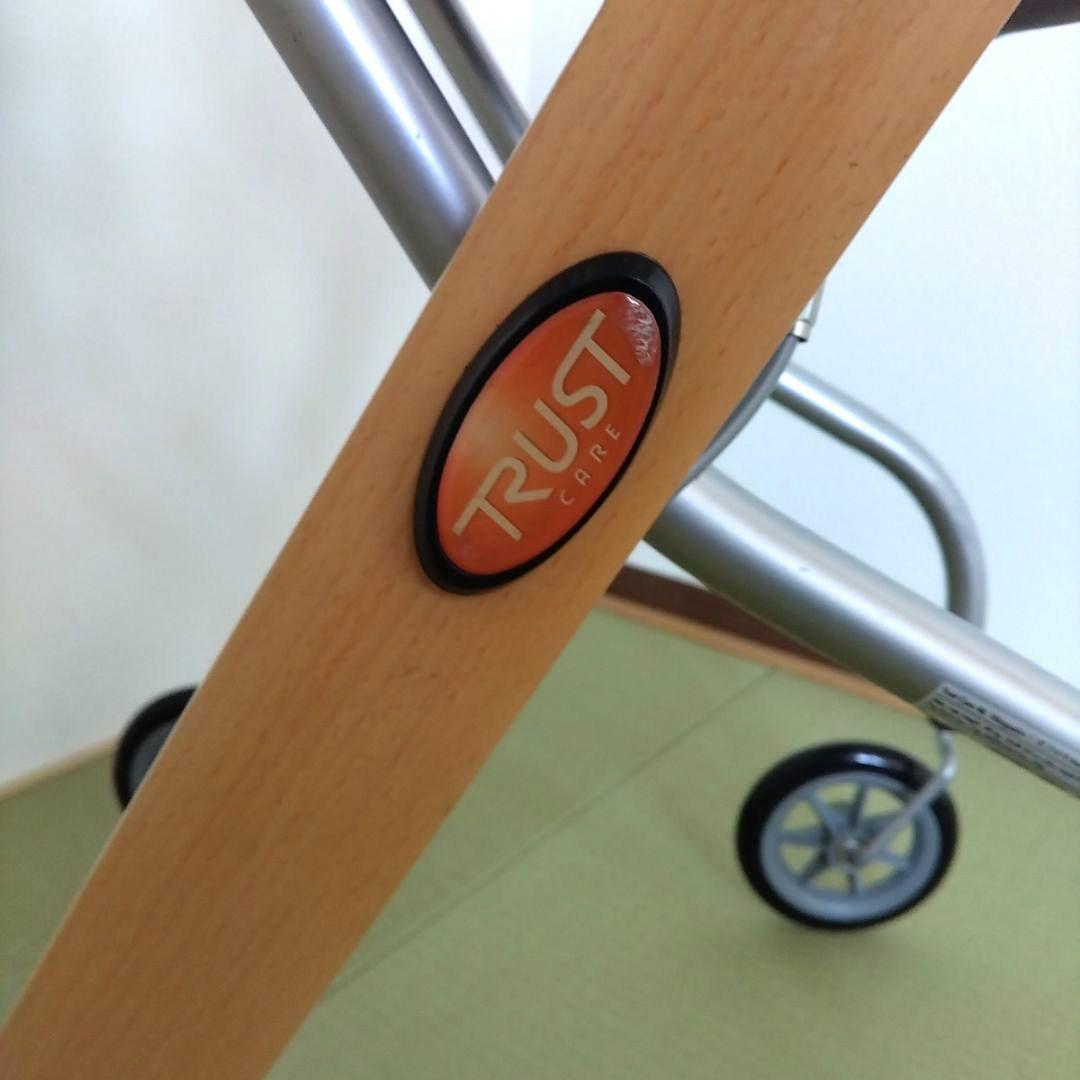 消毒済】レッツゴー お盆付き歩行器 - メルカリ