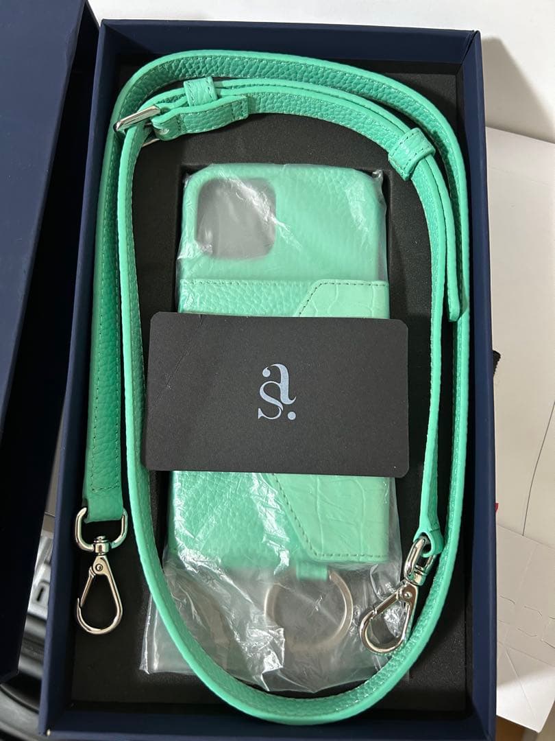 iPhone15pro 鈴木亜美さん 2点セットiPhone用ケース ストラップ♥に近い