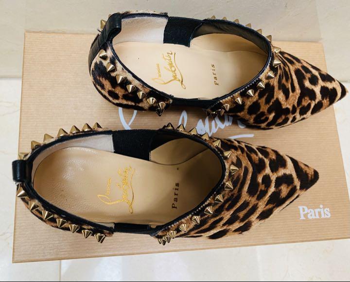 Christian Louboutin クリスチャン　ルブダン　レオパート