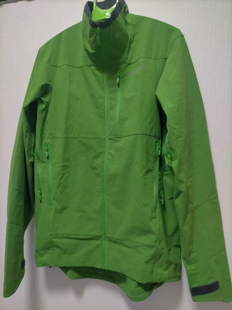 NORRØNA マウンテンパーカー M 緑