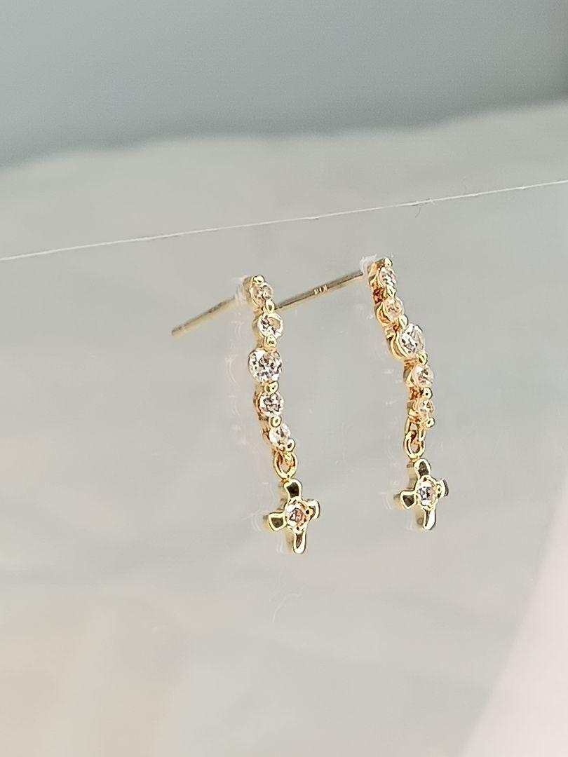 k18yg★天然ダイヤ0.04ct☆ピアス☆27