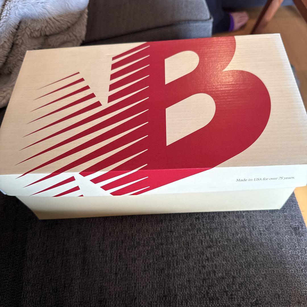 New Balance 990 V3Moonbeamベージュ/ブラック27