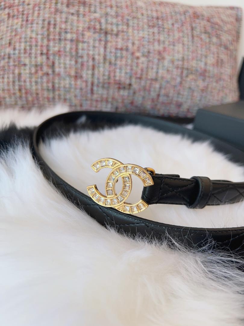 CHANEL ブラック キルティングレザーベルト