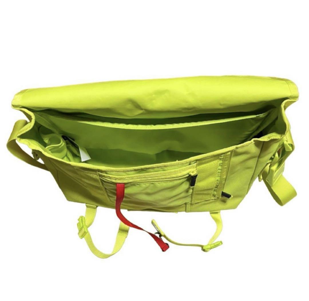 Timbuk2 クラシック メッセンジャーバッグSティンバック2