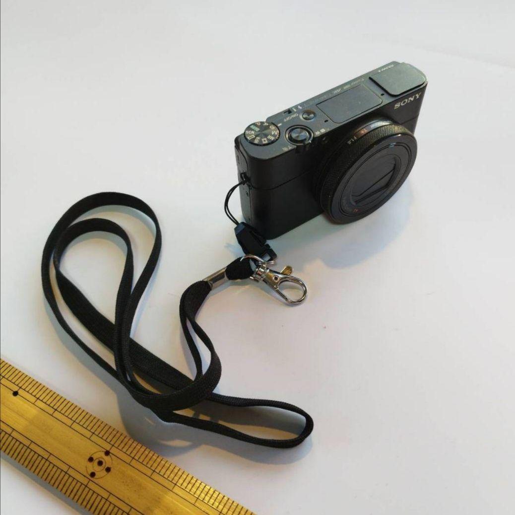 [故障・破損なし] SONY製デジカメDSC-RX100M5適合ストラップ1個