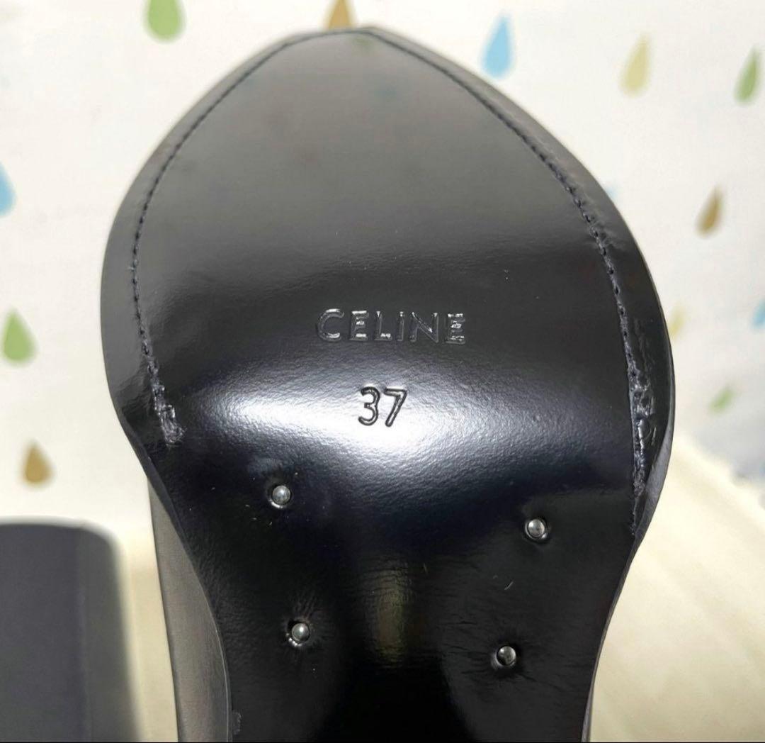 セリーヌ　ブラックレザーヒールブーツ