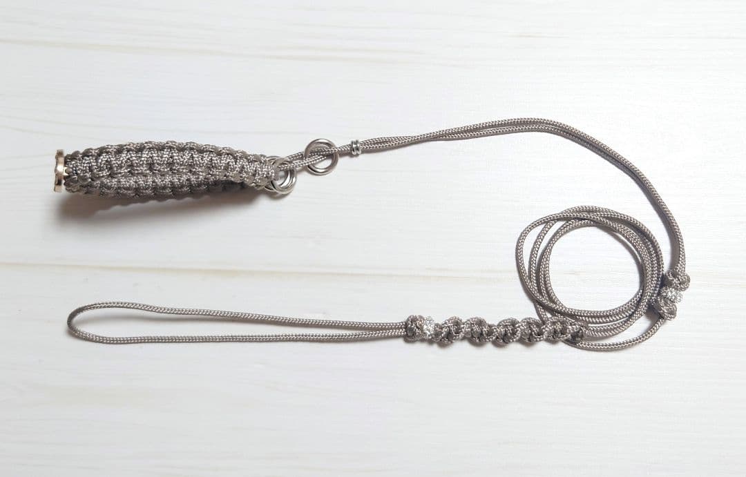 首輪一体型✿パラコードリード　3ミリ　グレージュ　wako様専用