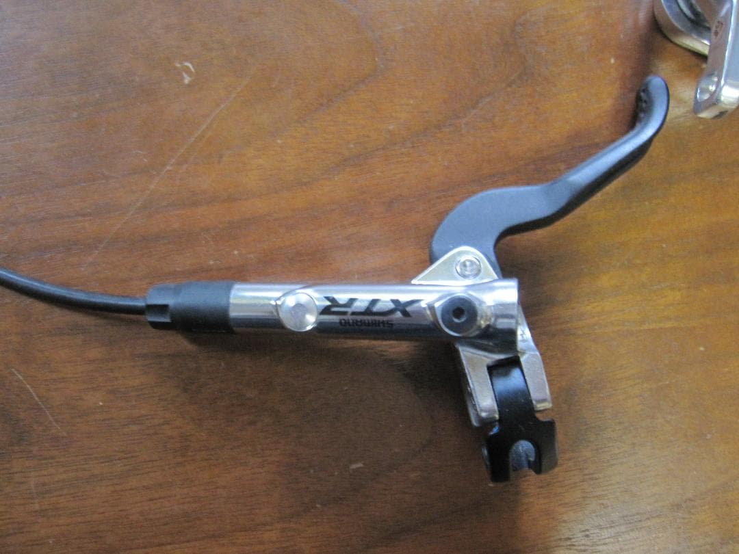 ☆シマノ XTR ブレーキレバー＆ブレーキキャリパーセット M985