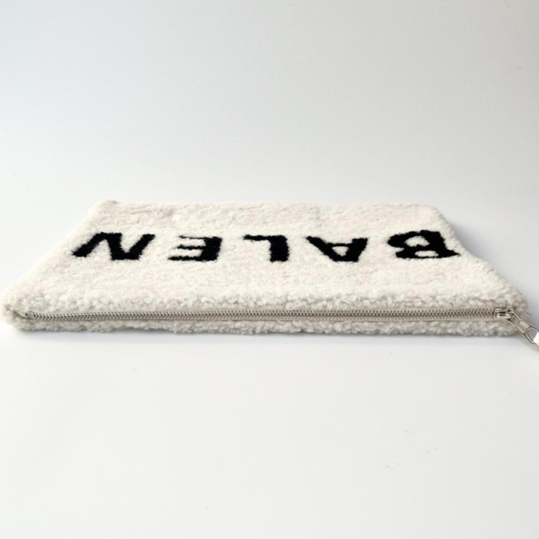 BALENCIAGA バレンシアガ Shearling Logo Clutch Bag ロゴ ボア
