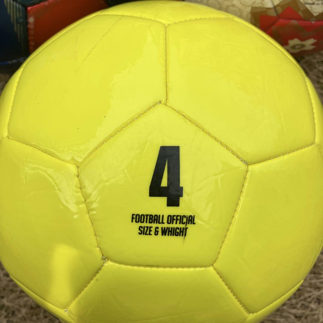 サッカーボール 4号（PELADA 4000 、モルテンVantaggio他)