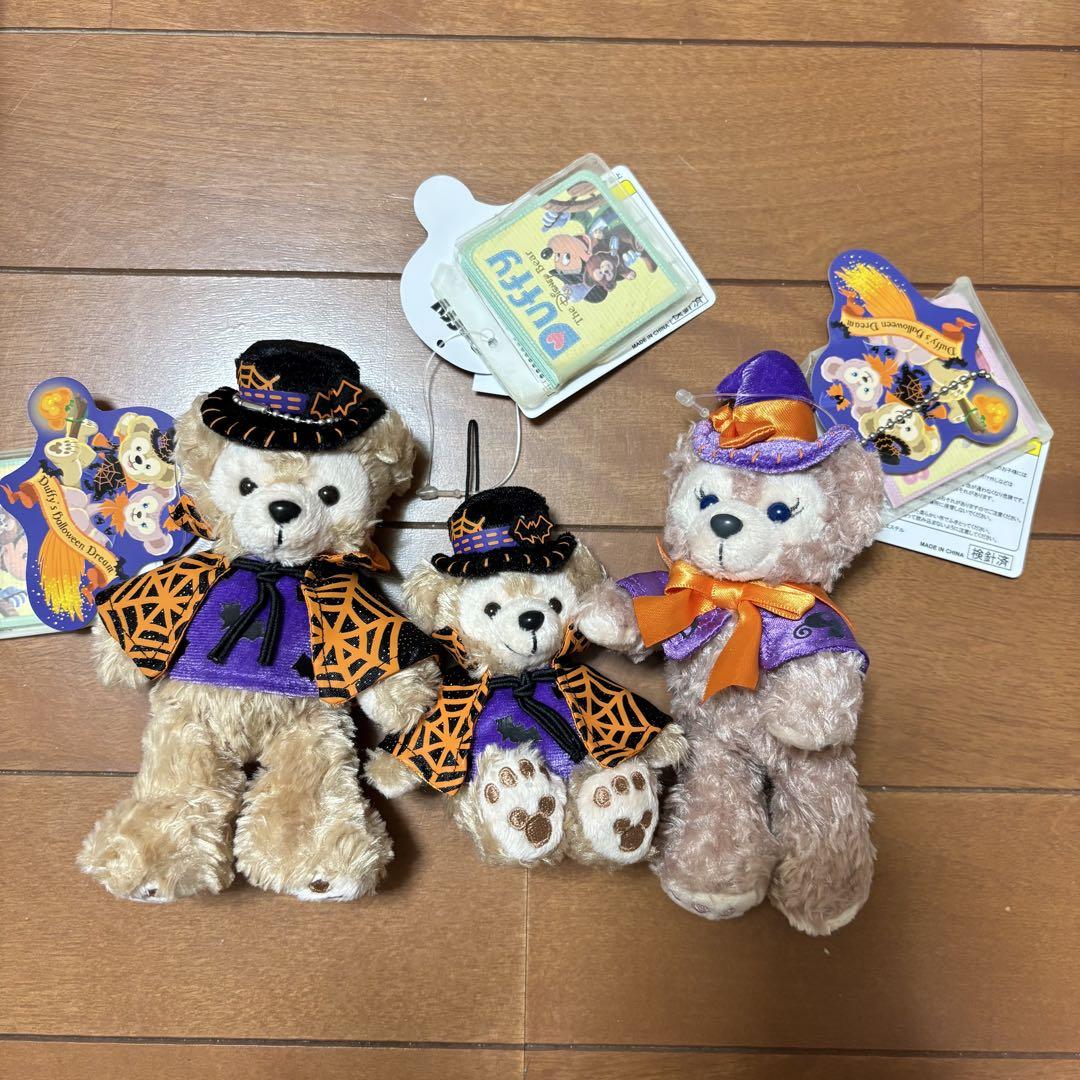 【新品未使用】ディズニー ダッフィー ハロウィン ぬいぐるみバッジ