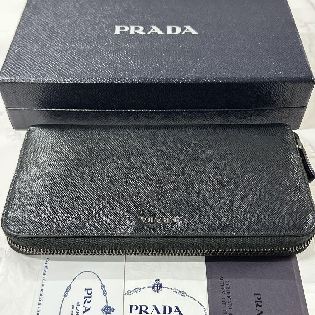 新品同様‼️ プラダ　PRADA 財布　長財布　サフィアーノ　ラウンドファスナー